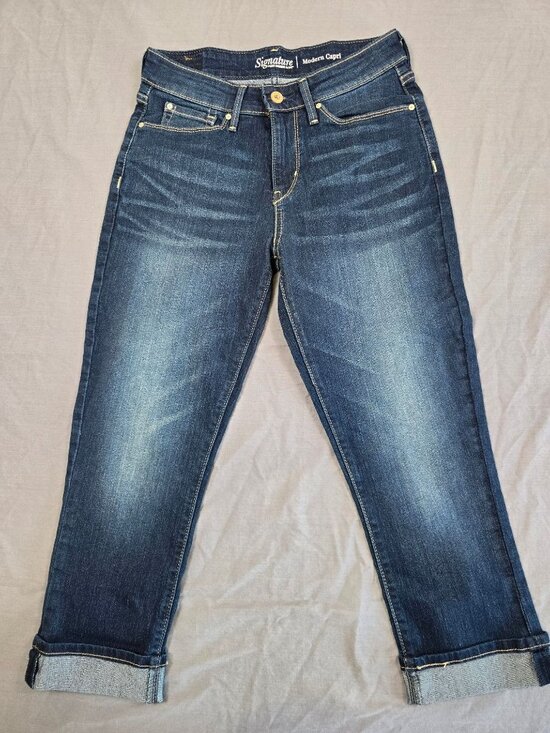 Signature By Levi Strauss & Co. Denim - Signature By Levi Strauss & Co Modern Capri Jeans Dark Wash Womens Size 4 NEW